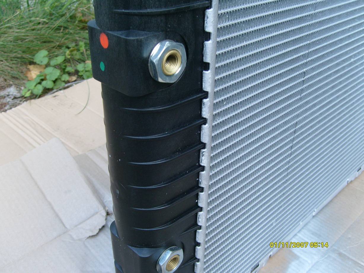 radiator_compare_FRPP_3CorePepBoys_stock_Pic22.jpg
